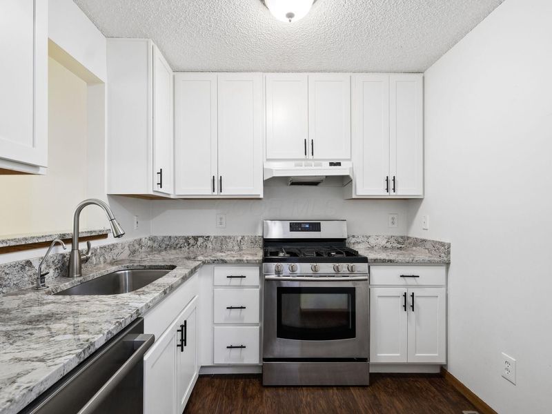 187 Malloy Lane, Unit 26B, Blacklick, OH 43004 Photo 10