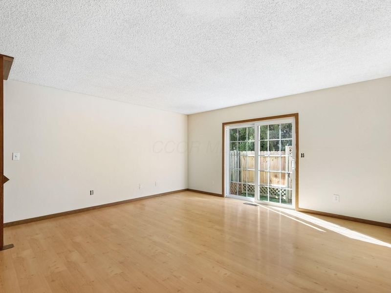 187 Malloy Lane, Unit 26B, Blacklick, OH 43004 Photo 7