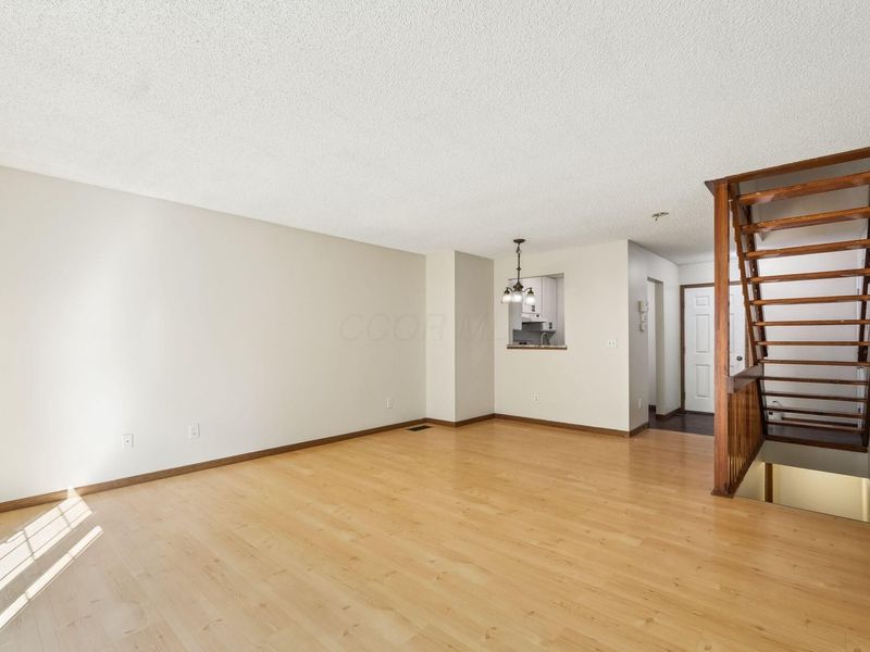 187 Malloy Lane, Unit 26B, Blacklick, OH 43004 Photo 8