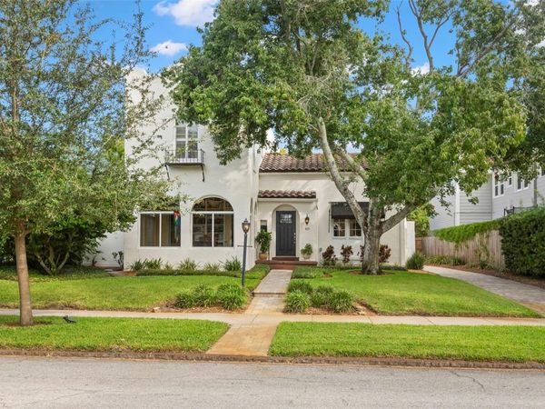 415 20TH AVENUE NE, ST PETERSBURG, FL 33704