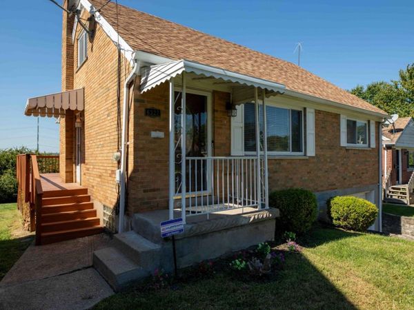 6327 Stover Avenue, Golf Manor, OH 45237