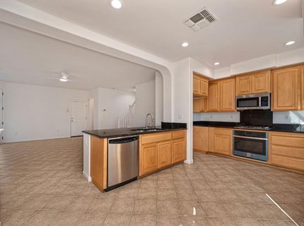 11013 International Dr, Rancho Cordova, CA 95670 Photo