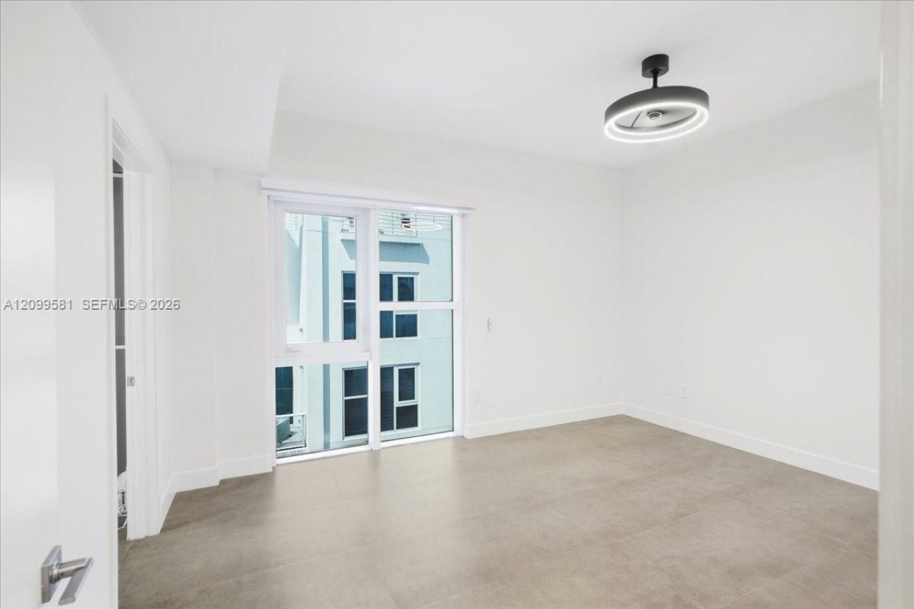 455 NE 39th St, Unit 202, Miami, FL 33137 Photo