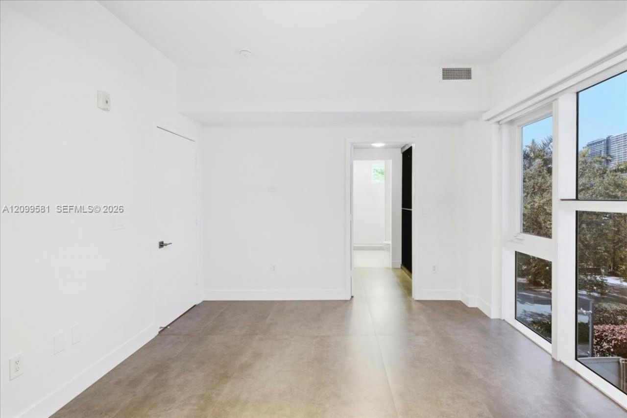 455 NE 39th St, Unit 202, Miami, FL 33137 Photo
