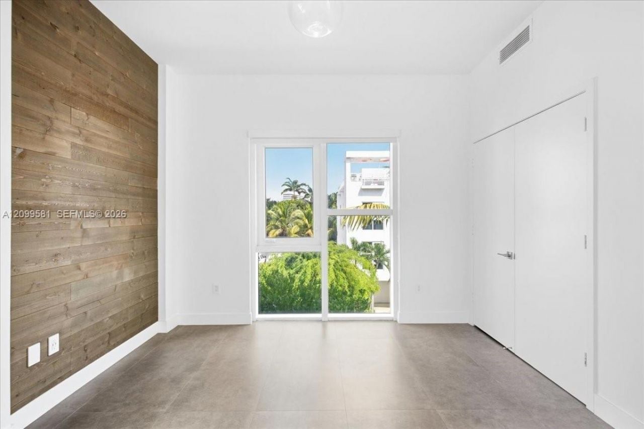 455 NE 39th St, Unit 202, Miami, FL 33137 Photo