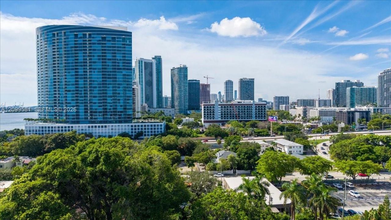 455 NE 39th St, Unit 202, Miami, FL 33137 Photo