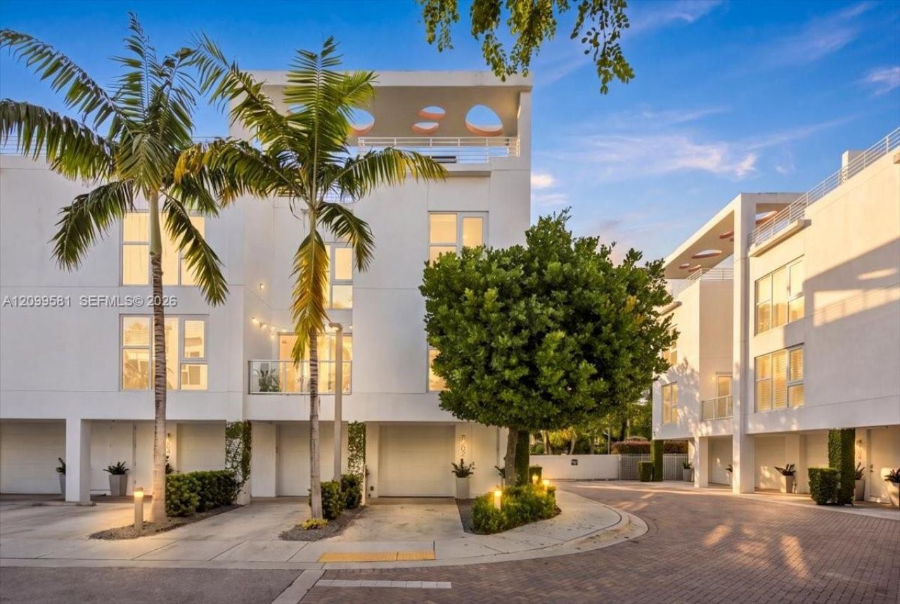455 NE 39th St, Unit 202, Miami, FL 33137 Photo