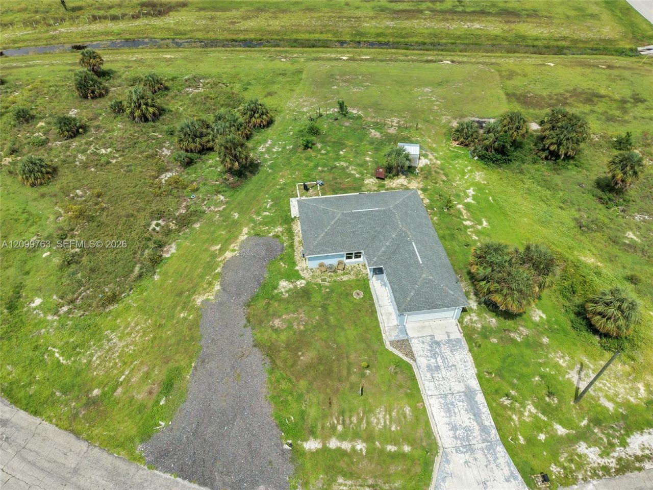 1046 Saturn Ct , Pineland, FL 33945 Photo