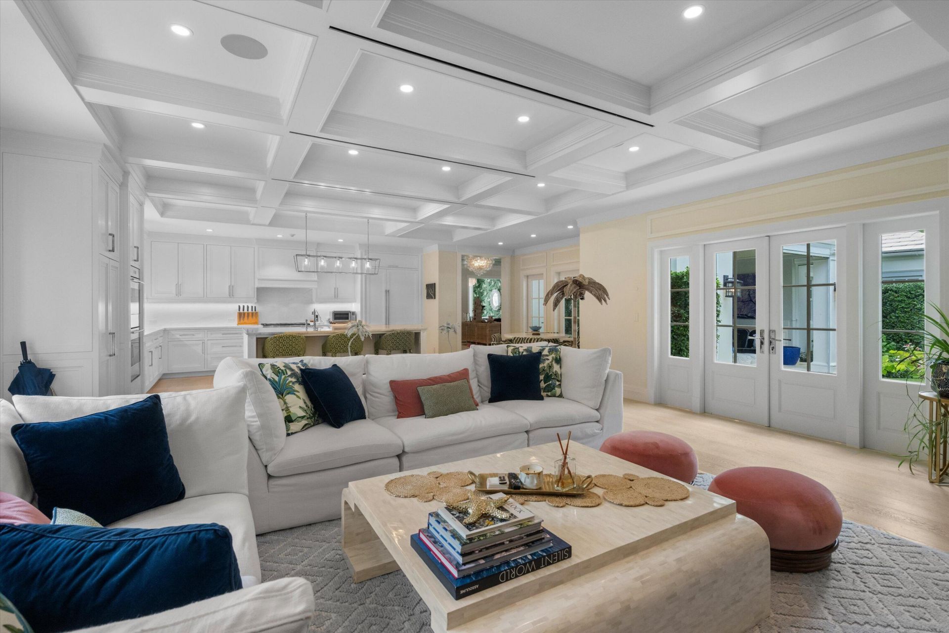 209 Sandpiper Drive, Palm Beach, FL 33480 Photo