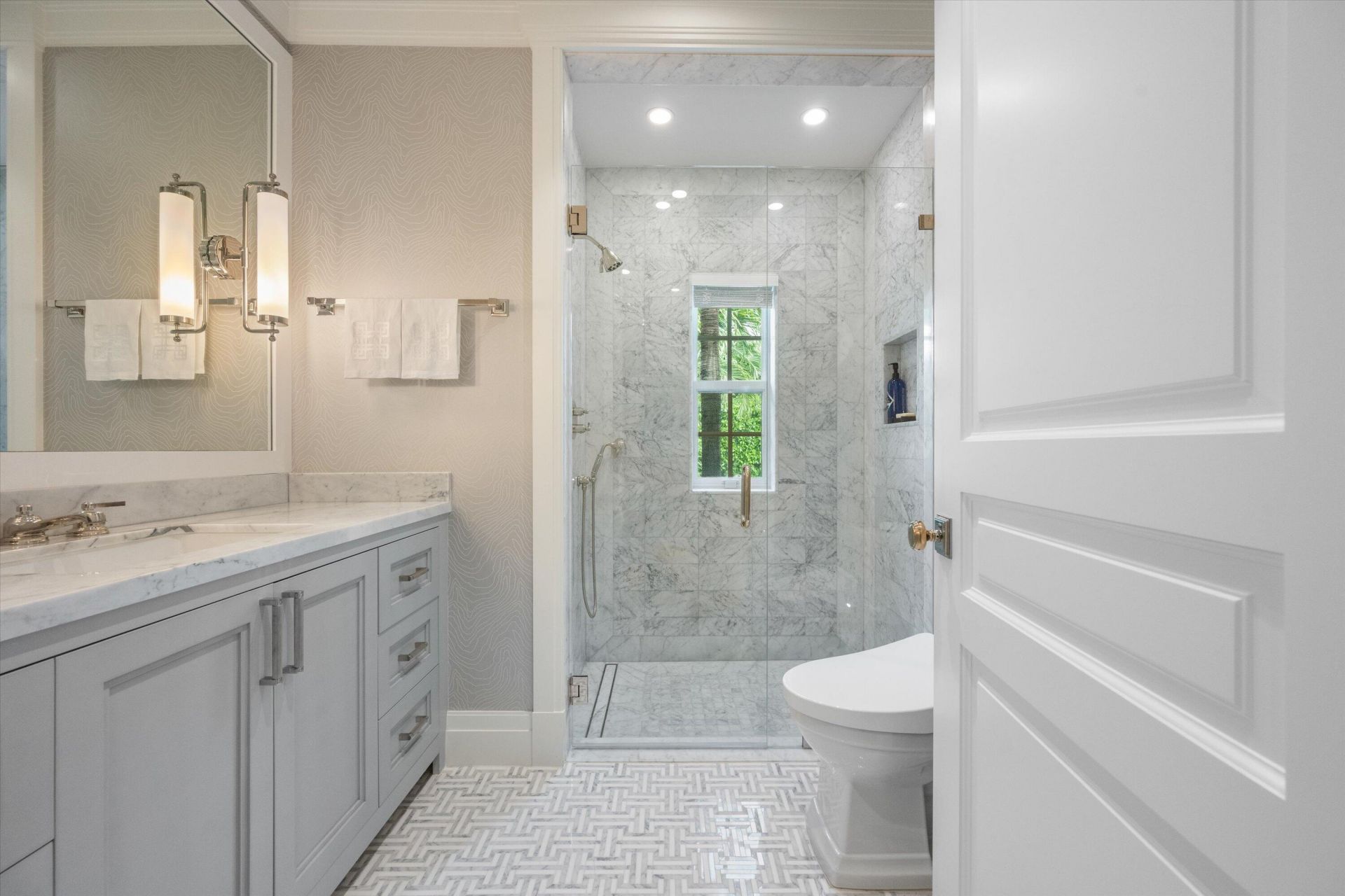 209 Sandpiper Drive, Palm Beach, FL 33480 Photo