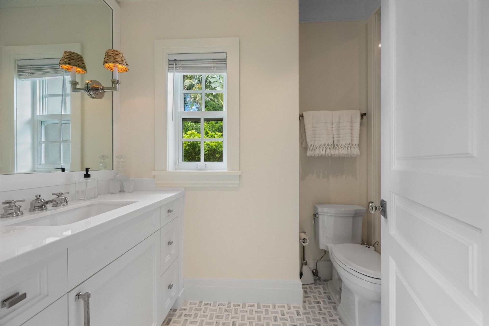 209 Sandpiper Drive, Palm Beach, FL 33480 Photo