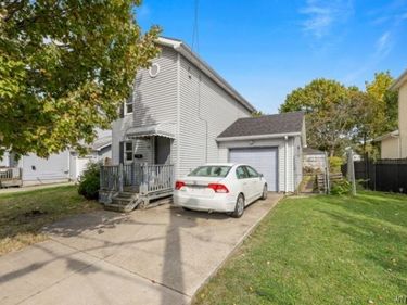 43 Eureka Place, Buffalo, NY 14204