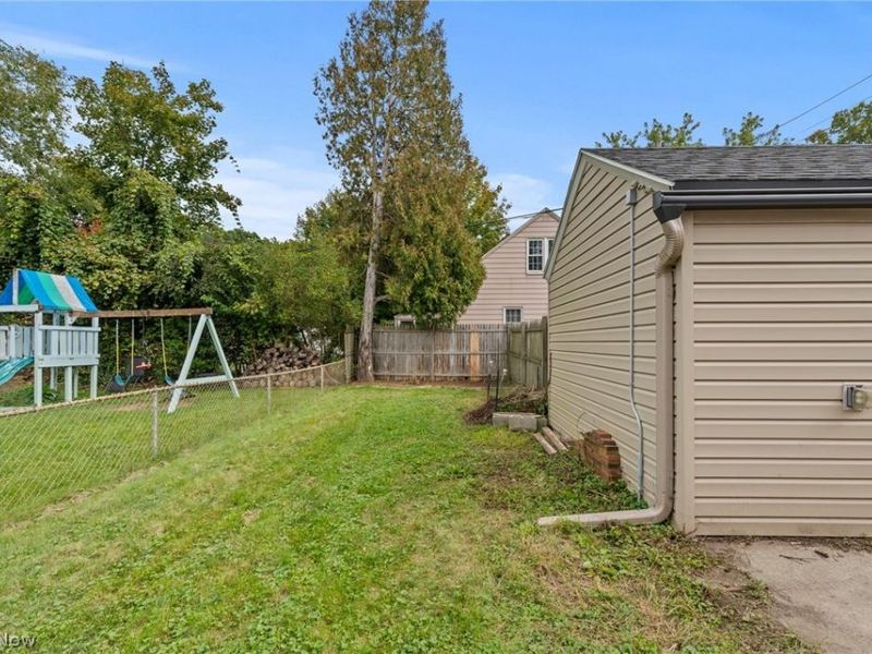 193 S Hawkins Avenue, Akron, OH 44313 Photo 27