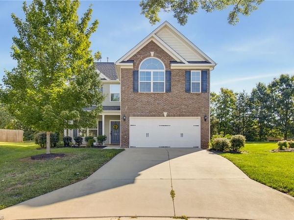 15 Harvest Oak Court , Greensboro, NC 27406