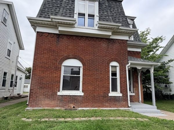 1522 W 13th Street , Davenport, IA 52804