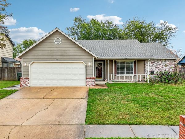 8237 N 127th East Avenue, Owasso, OK 74055