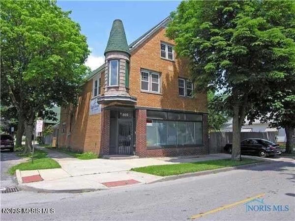 301 E Central Avenue , Toledo, OH 43608