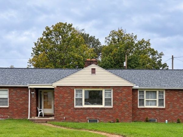 2011 Normandy Circle , Zanesville, OH 43701