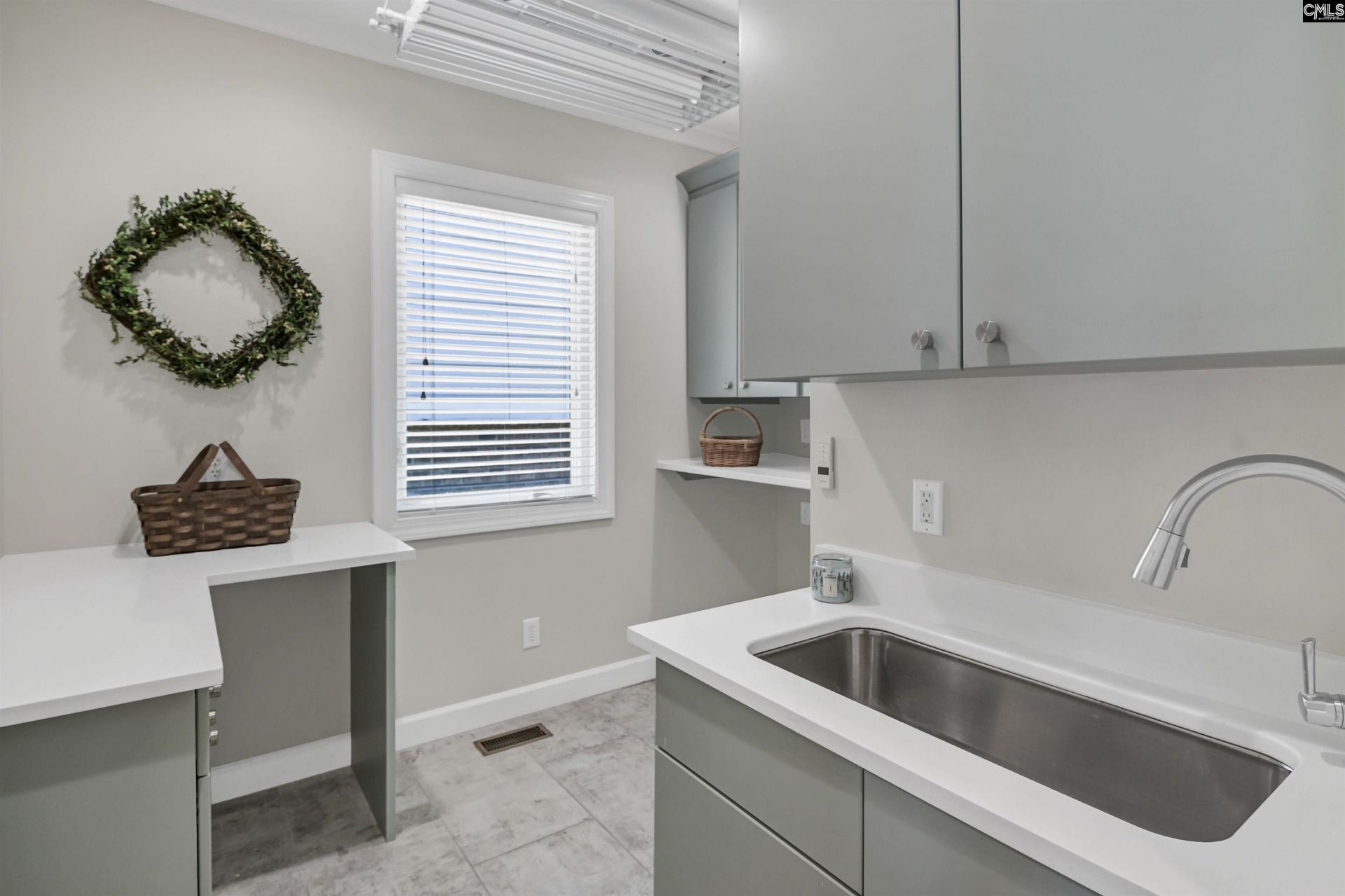 433 Bay Pointe Photo 18