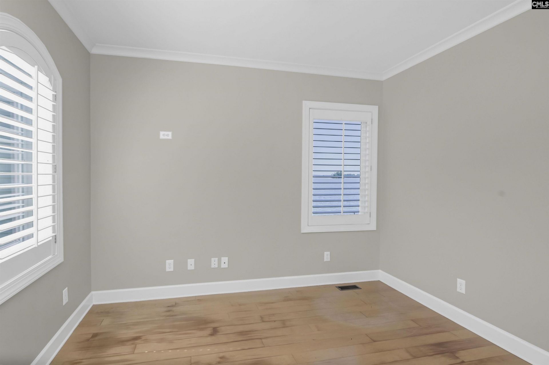 433 Bay Pointe Photo 20
