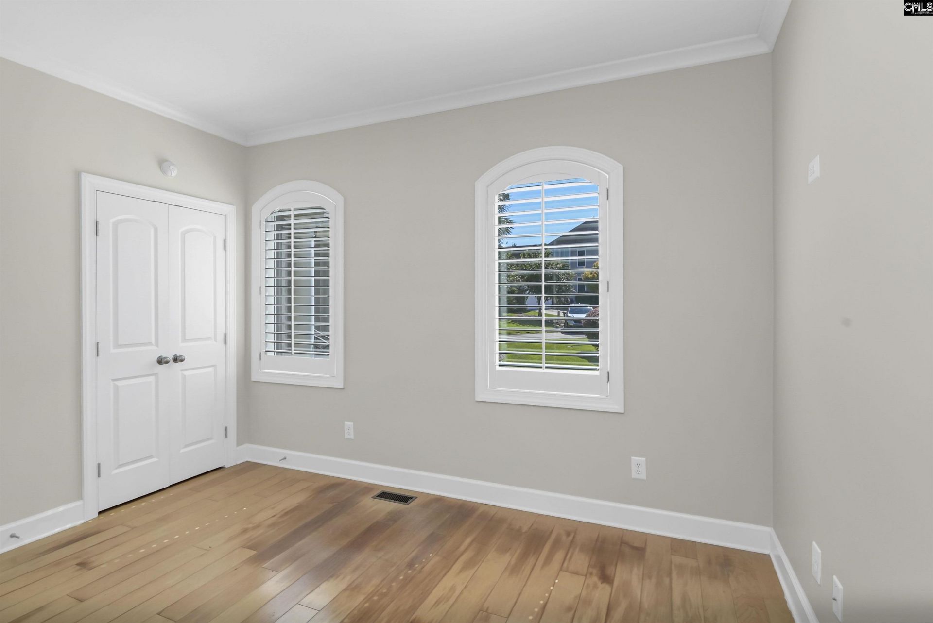433 Bay Pointe Photo 21