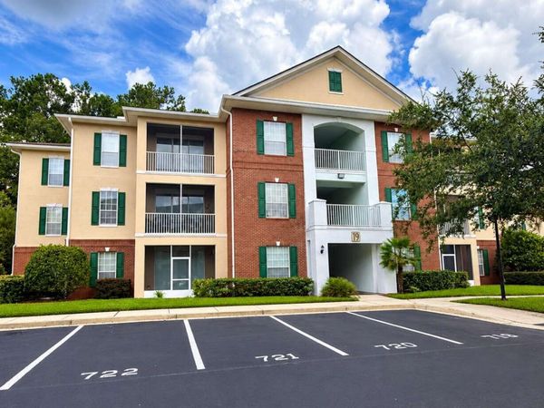 785 OAKLEAF PLANTATION Parkway, Unit 1932, Orange Park, FL 32065