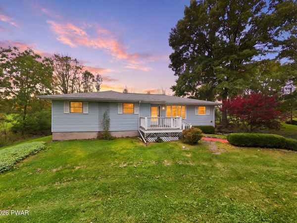 154 Schoolhouse Road , Honesdale, PA 18431