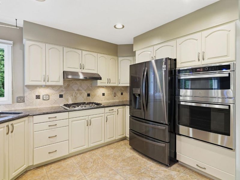 4165 E Laurel Ridge Drive, Port Clinton, OH 43452 Photo 16