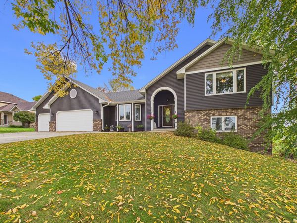 505 Ironwood Avenue NE, New Prague, MN 56071