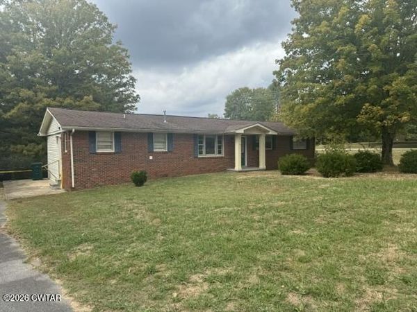 102 Hill Street , Waverly, TN 37185