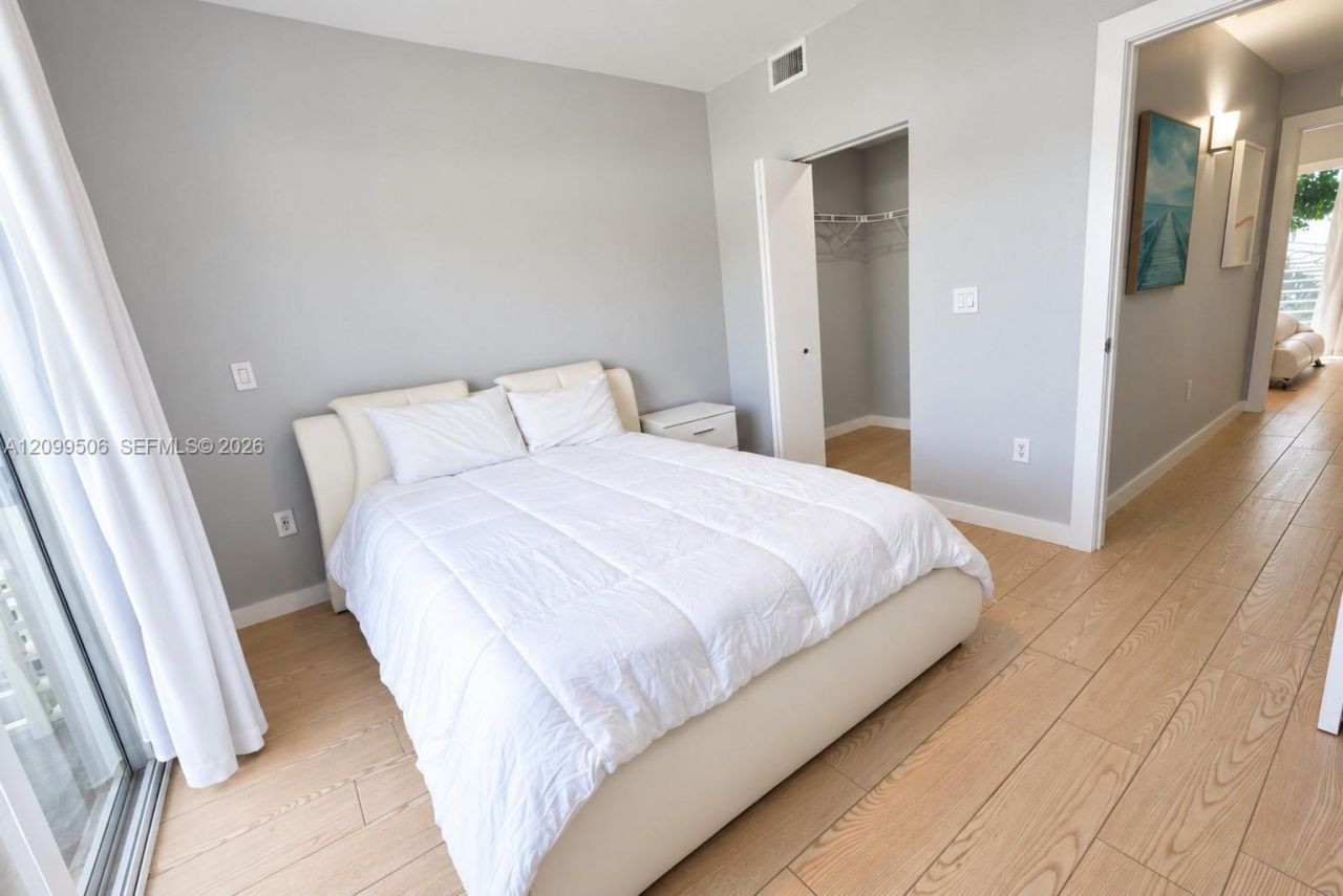 619 Meridian Ave , Unit 4, Miami Beach, FL 33139 Photo
