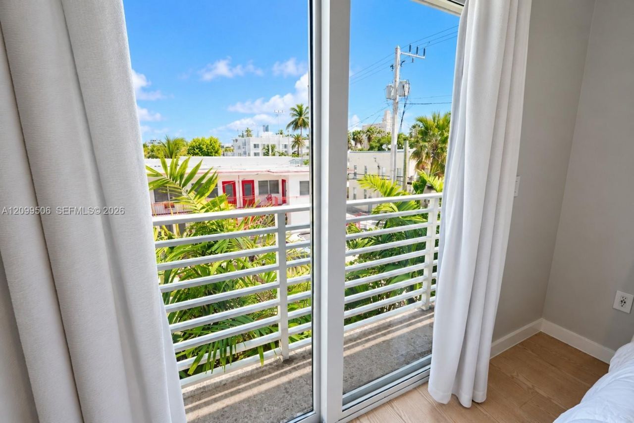 619 Meridian Ave , Unit 4, Miami Beach, FL 33139 Photo