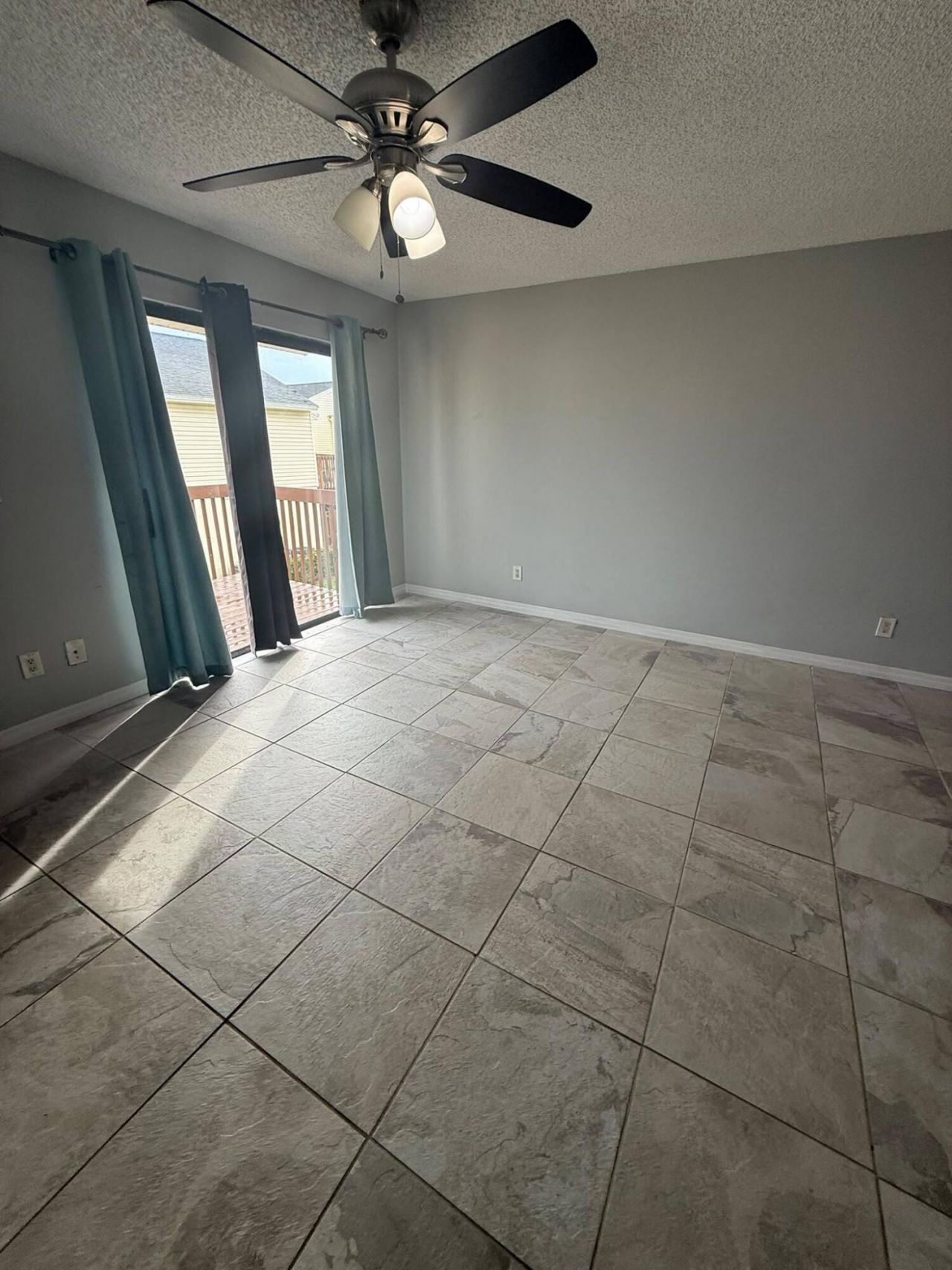 645 Executive Center Drive, Unit R205, West Palm Beach, FL 33401 Photo