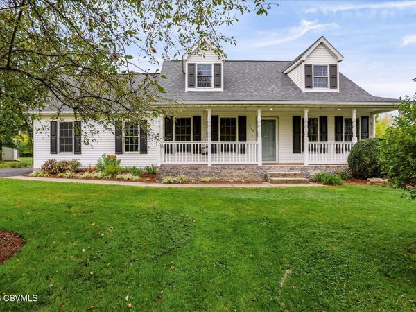 475 N 3RD Street, Mifflinburg, PA 17844
