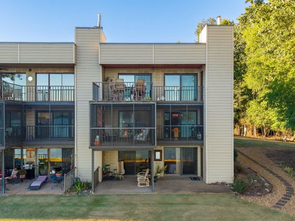 4312 Lakeshore Lane, Unit 202, Chattanooga, TN 37415