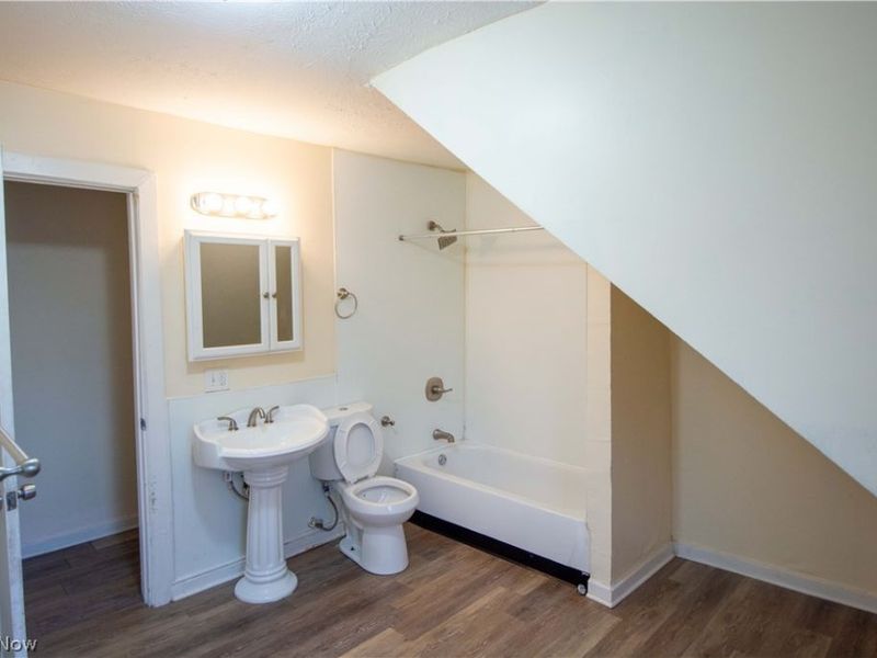 3280 E 128th Street, Cleveland, OH 44120 Photo 12