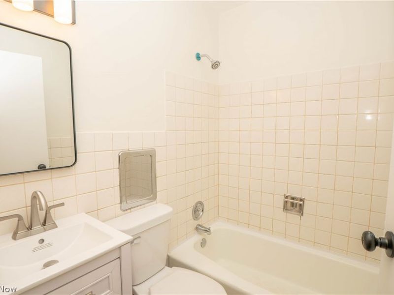 2325 Eastlawn Avenue, Akron, OH 44305 Photo 21