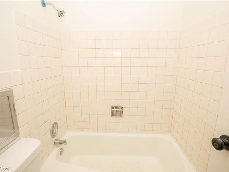2325 Eastlawn Avenue, Akron, OH 44305 Photo 22