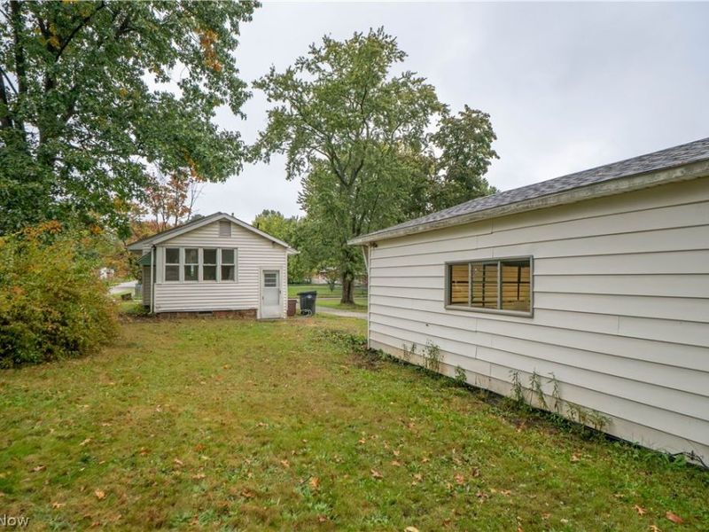 2325 Eastlawn Avenue, Akron, OH 44305 Photo 26