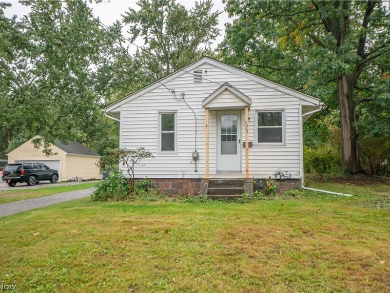 2325 Eastlawn Avenue, Akron, OH 44305 Photo 29