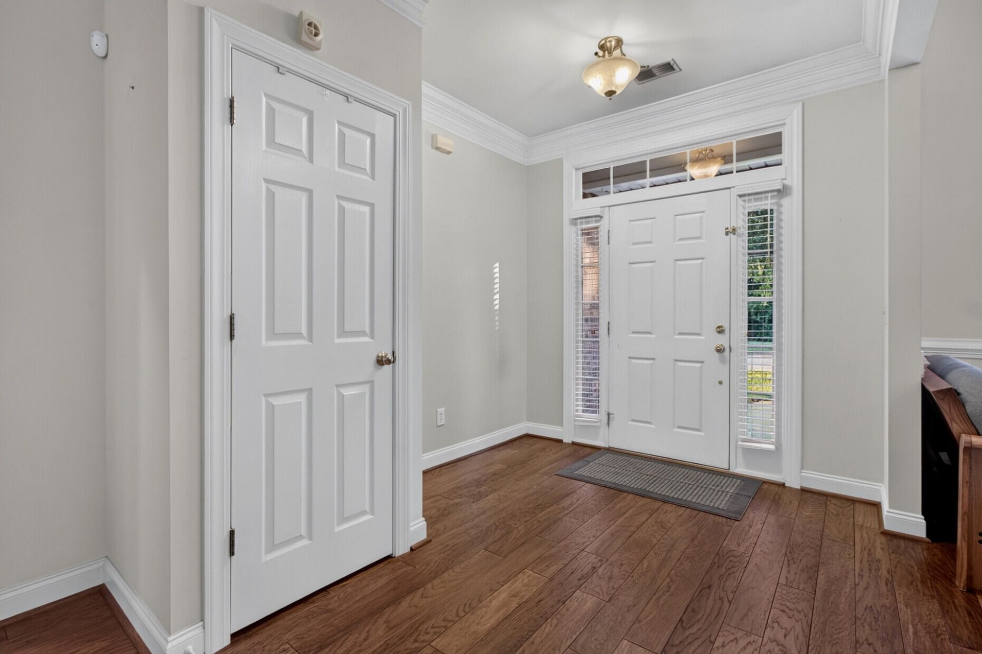 5112 Tinston Court Photo 5