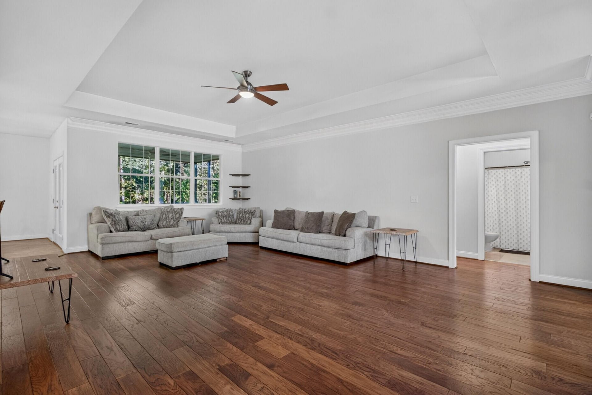 5112 Tinston Court Photo 8