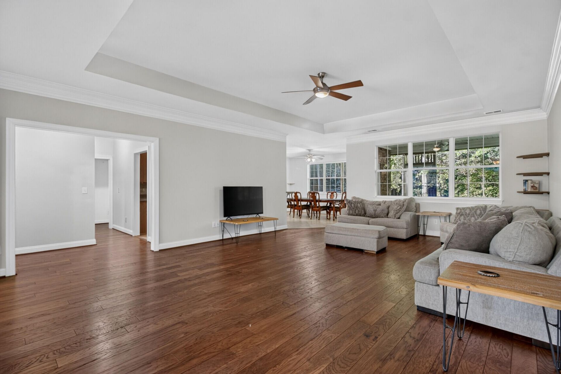 5112 Tinston Court Photo 9