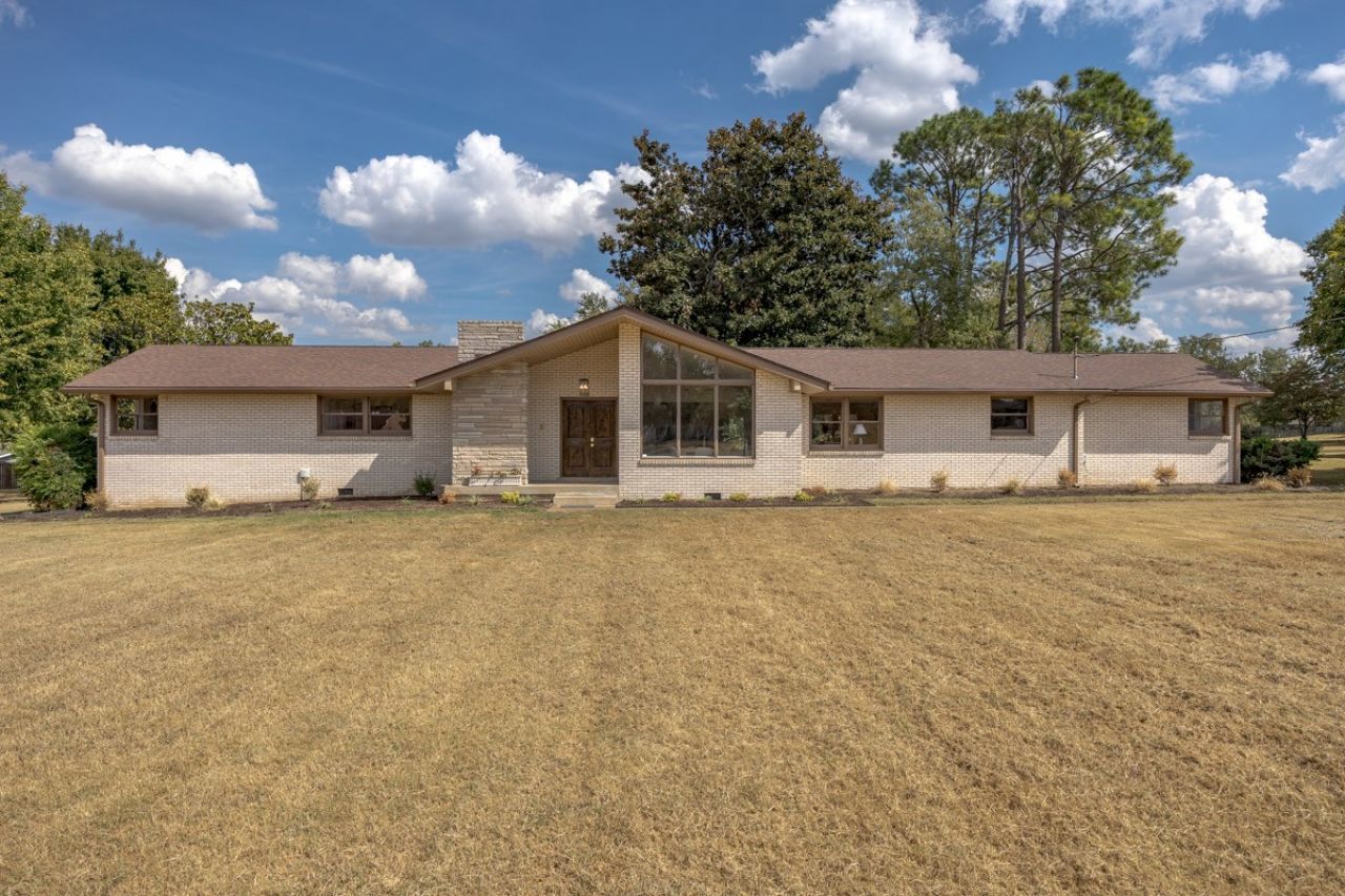 207 Brandywine Dr, Old Hickory, TN 37138 Main Photo