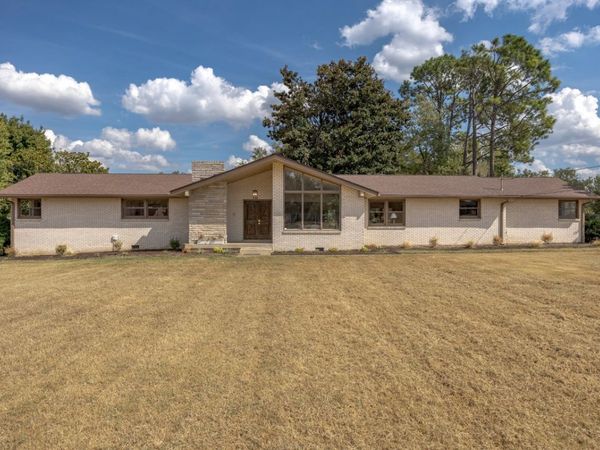 207 Brandywine Dr , Old Hickory, TN 37138