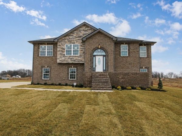 1184 Juniper Pass , Clarksville, TN 37043