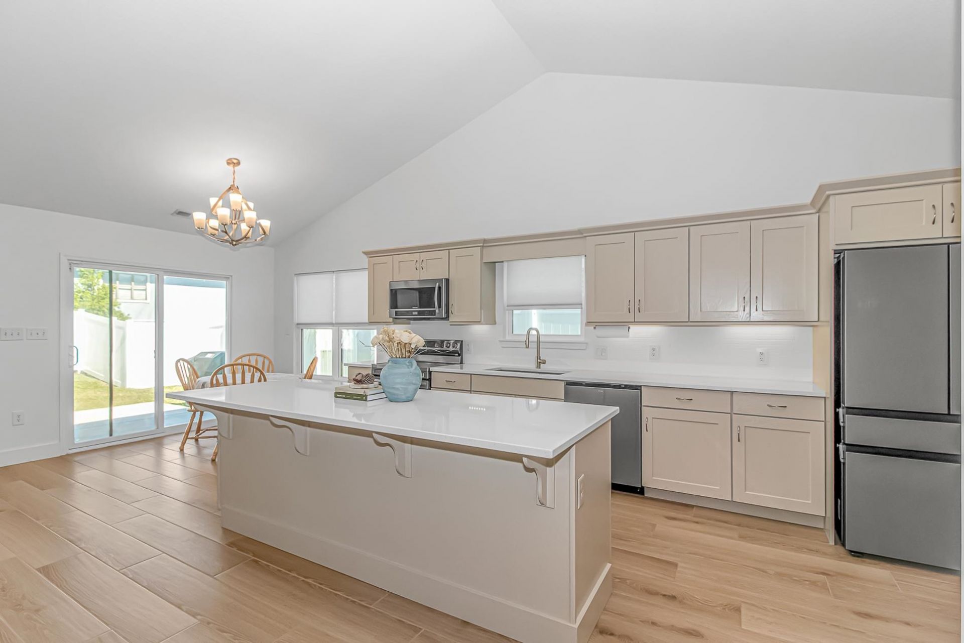 128 Dusty Trail Ln. Photo 8