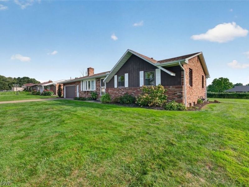 517 Concord Street NW, Massillon, OH 44646 Photo 2