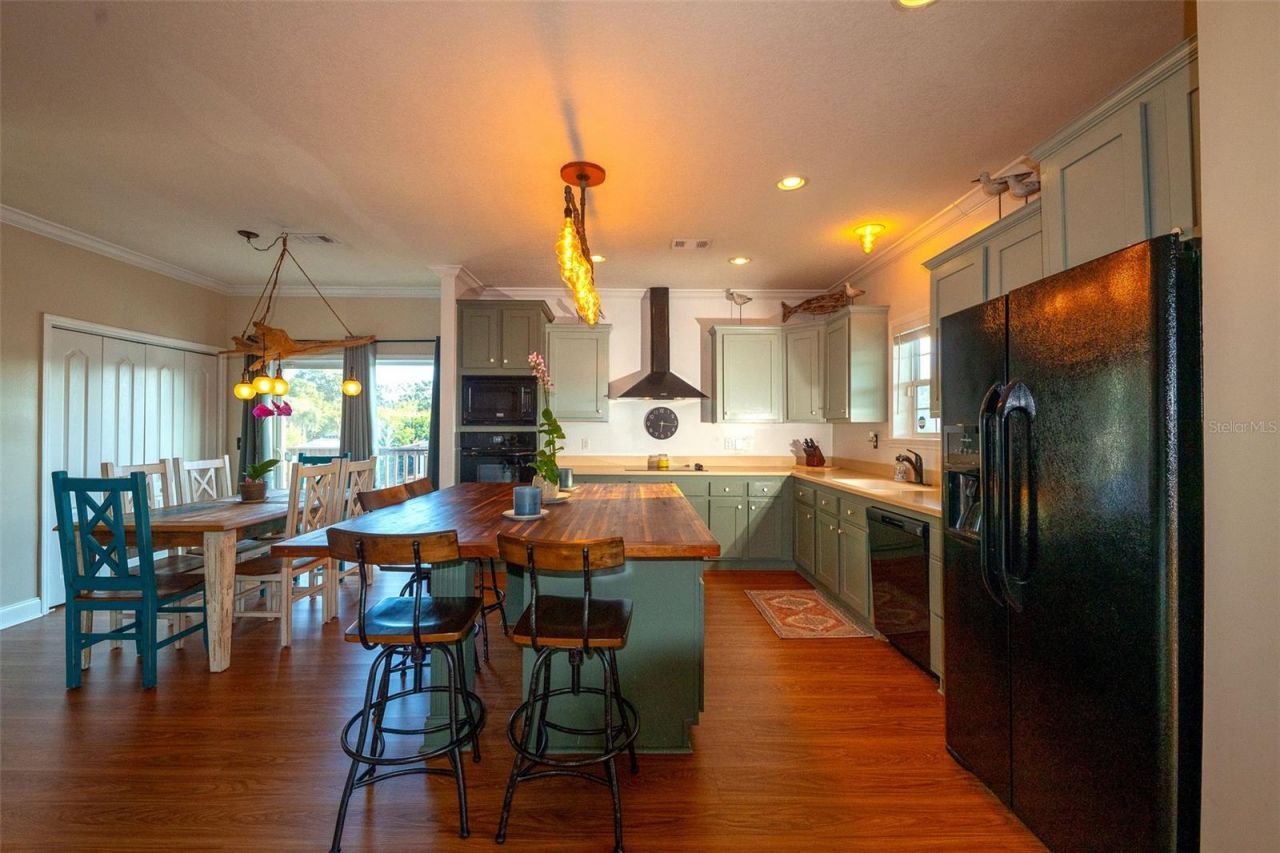 7247 Arbordale Drive, Weeki Wachee, FL 34607 Photo
