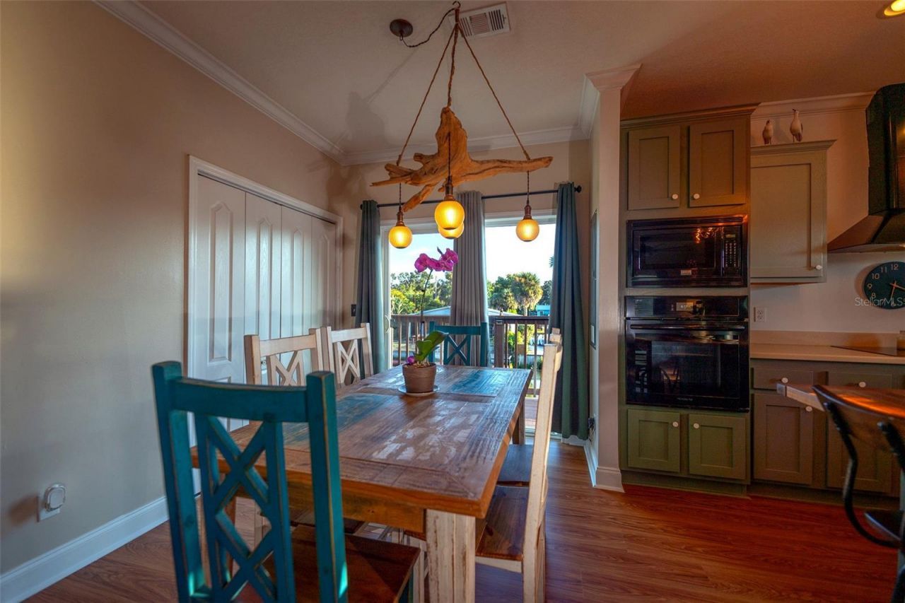 7247 Arbordale Drive, Weeki Wachee, FL 34607 Photo